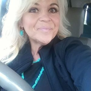 Meet your Posher, Gina